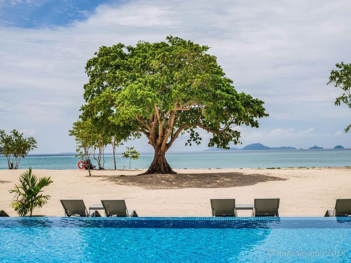 Huni Sicogon Hotel Carles ภายนอก รูปภาพ